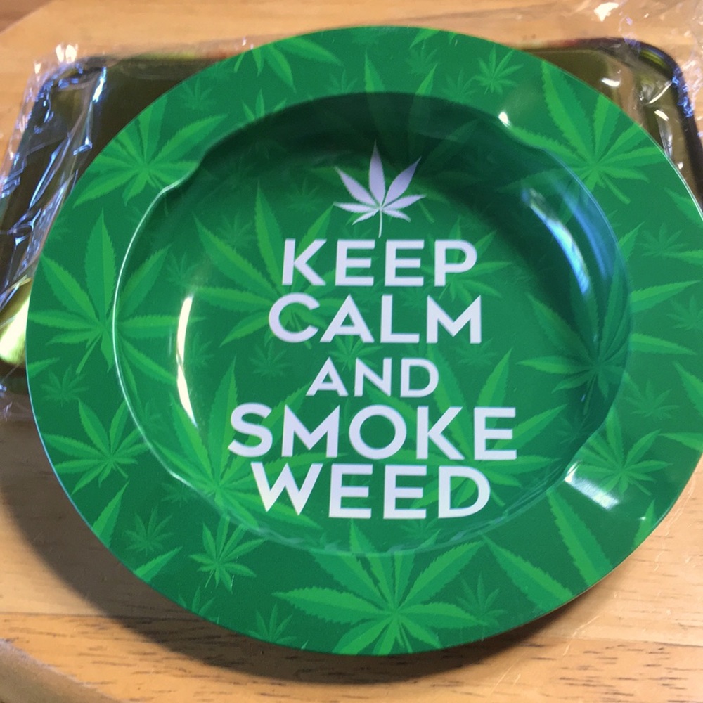 Keep calm metal ashtray